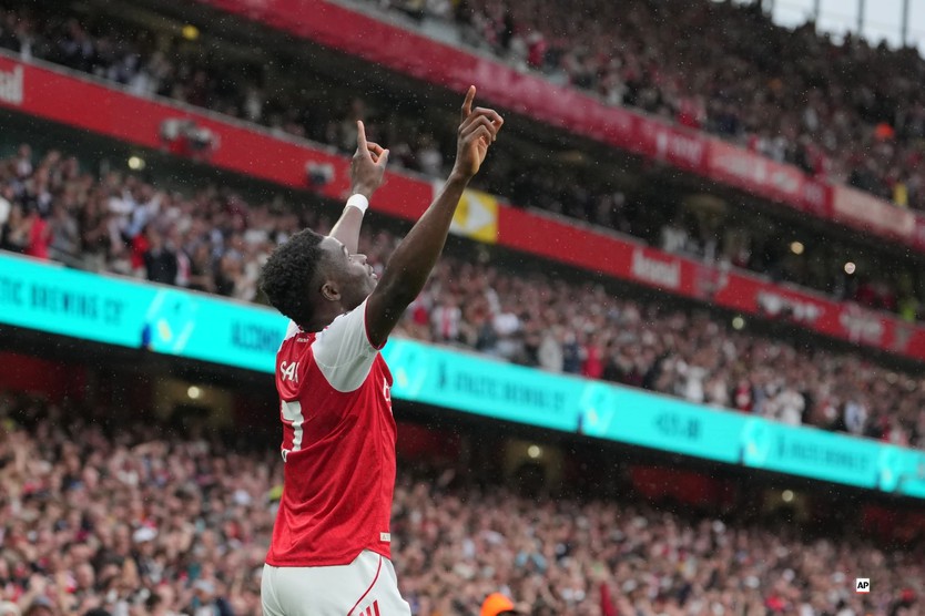 Arsenal tiến sát chức vô địch Ngoại hạng Anh - Ảnh 2.