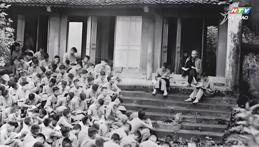 Theo dấu chân Người trên hành trình "Non sông liền một dải" - Ảnh 4.