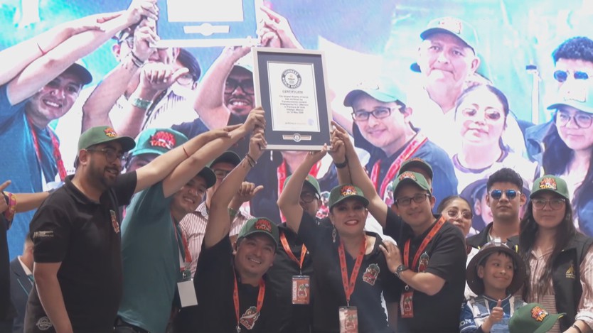 MEXICO ĐÃ XÁC LẬP KỶ LỤC GUINNESS THẾ GIỚI VỚI MÔ HÌNH TACO LỚN NHẤT - Ảnh 2.