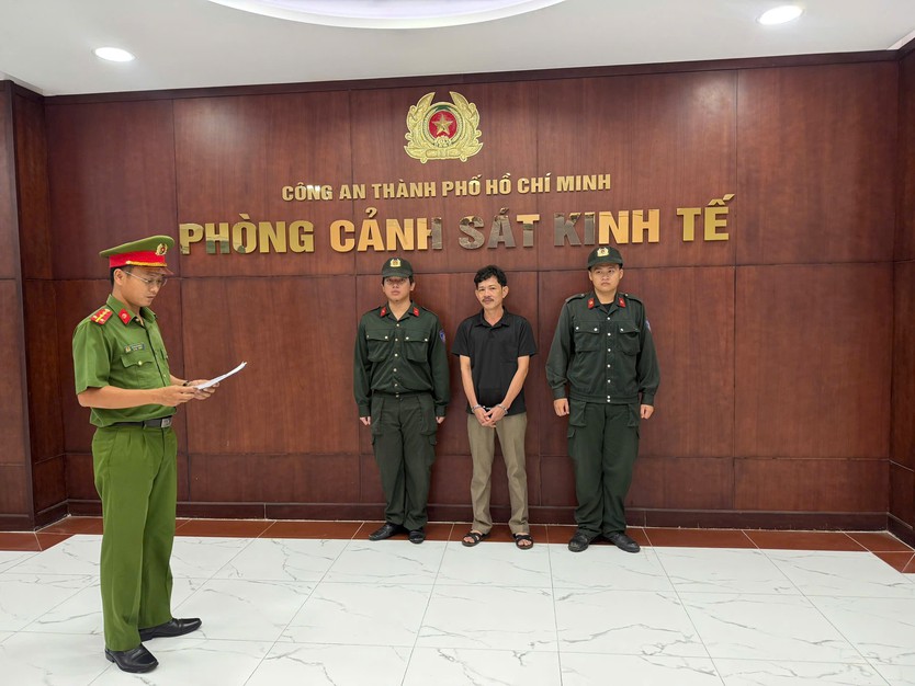 TP. Hồ Chí Minh: Triệt phá vụ lừa đảo hơn 22 tỷ đồng bằng thủ đoạn làm giả hồ sơ xây dựng - Ảnh 1.