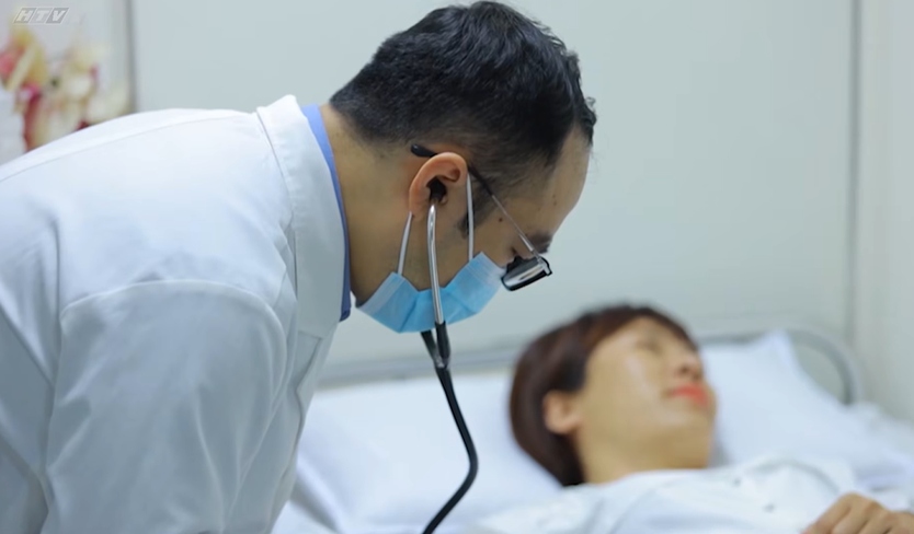 Bác sĩ mê sử Việt: Chuyện truyền cảm hứng từ "Người chung quanh ta" tập 26 - Ảnh 1.