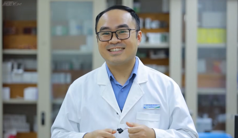 Bác sĩ mê sử Việt: Chuyện truyền cảm hứng từ "Người chung quanh ta" tập 26 - Ảnh 2.