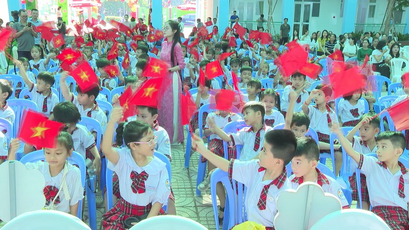 TP. Hồ Chí Minh phát động cao điểm hoàn thành 1.000 phòng học - Ảnh 3.