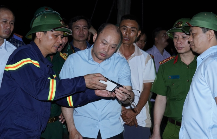Sạt lở núi đá khi đang khai thác, 1 người chết, 2 người mất tích - Ảnh 2.