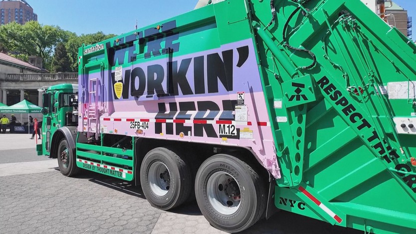 Mỹ: Xe rác New York khoác lên mình diện mạo mới- Ảnh 2.