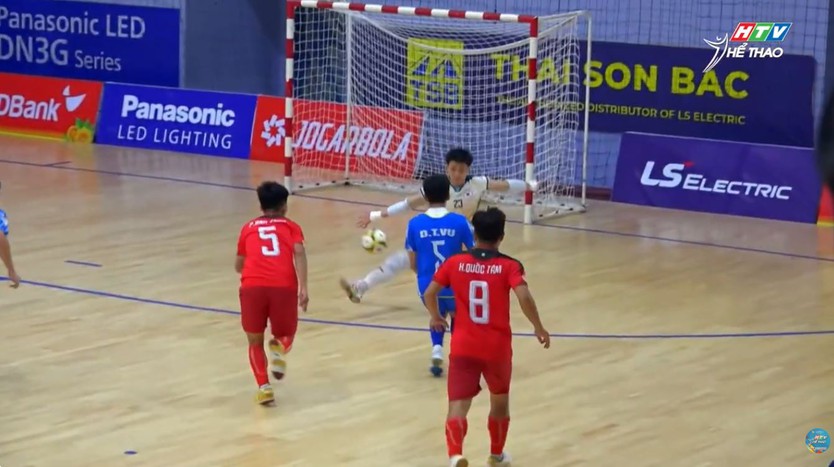 Sahako chiếm ngôi đầu sau vòng 3 giải Futsal vô địch quốc gia - Ảnh 3.