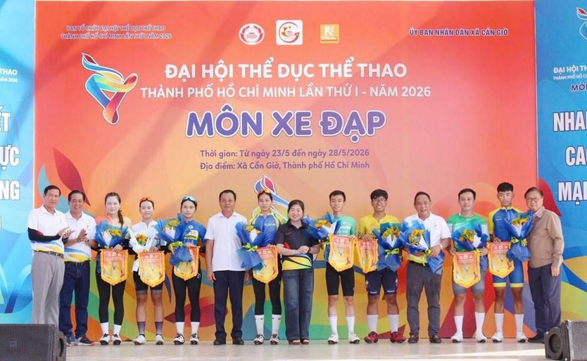 CLB Công an TP. Hồ Chí Minh và xã Đông Thạnh giành HCV đầu tiên môn xe đạp- Ảnh 1.