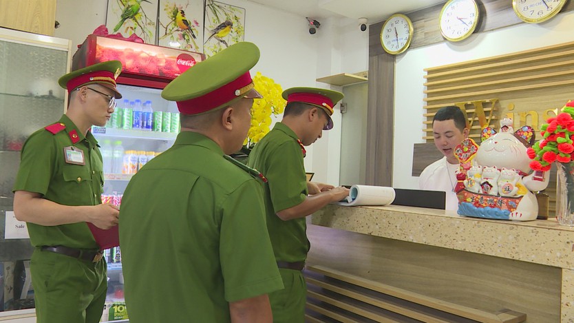 TP. Hồ Chí Minh: Quyết tâm không để ma túy có "đất sống" - Ảnh 10.