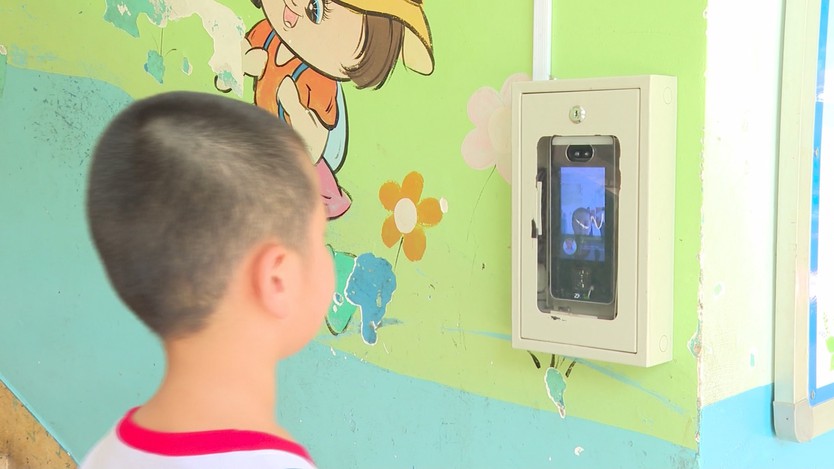 TP. Hồ Chí Minh phấn đấu xây dựng ngành giáo dục và đào tạo hiện đại, vươn tầm khu vực và thế giới - Ảnh 2.