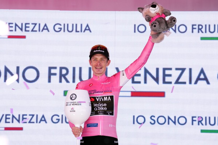 Jonas Vingegaard giành Áo Hồng Giro d’Italia - Ảnh 1.