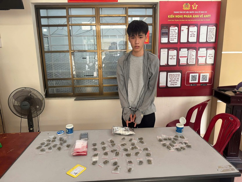Công an TP. Hồ Chí Minh triệt phá tụ điểm ma túy tại quán bar Revo, khởi tố 50 đối tượng - Ảnh 2.