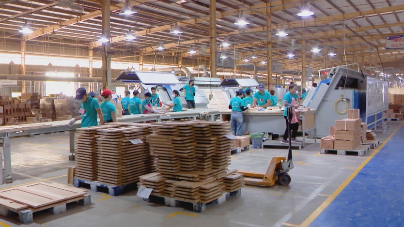 Phát huy giá trị tích cực, bảo vệ người lao động trước tin giả và thông tin xấu độc - Ảnh 3.