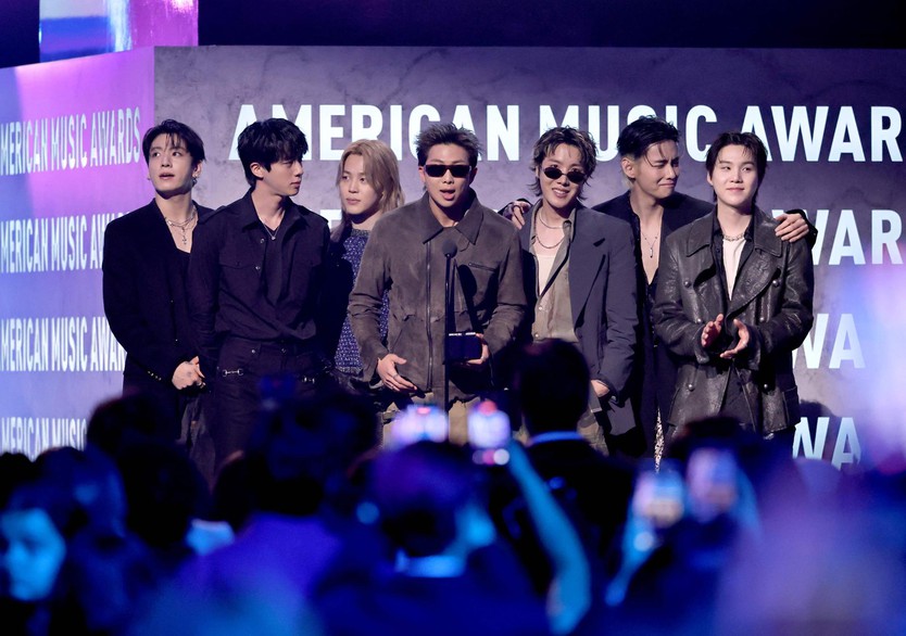K-Pop bùng nổ tại AMAs 2026 - Ảnh 1.