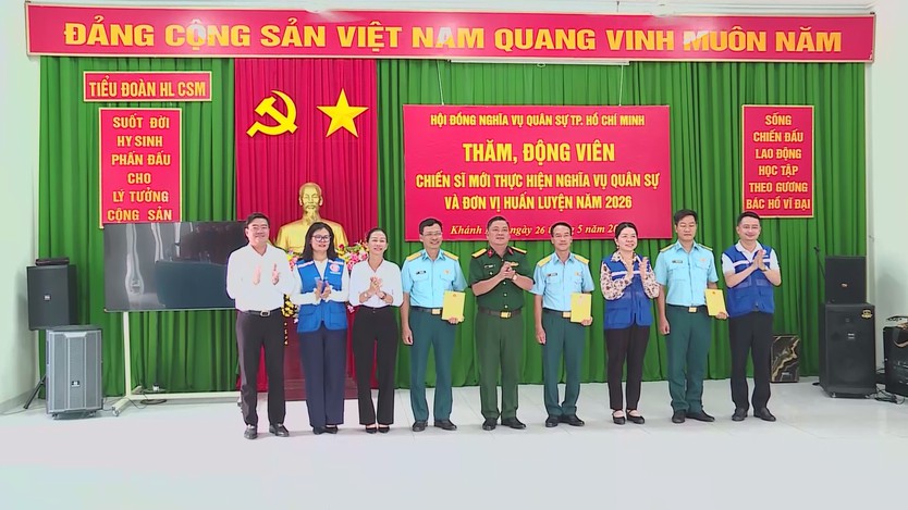 TP. Hồ Chí Minh: Tiếp lửa tinh thần đến các chiến sĩ mới- Ảnh 5.