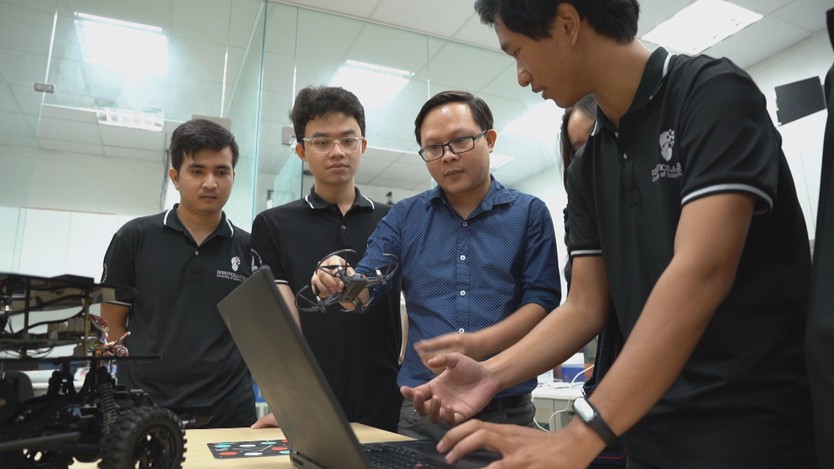 Chính sách học bổng: Đòn bẩy phát triển nguồn nhân lực chất lượng cao - Ảnh 3.