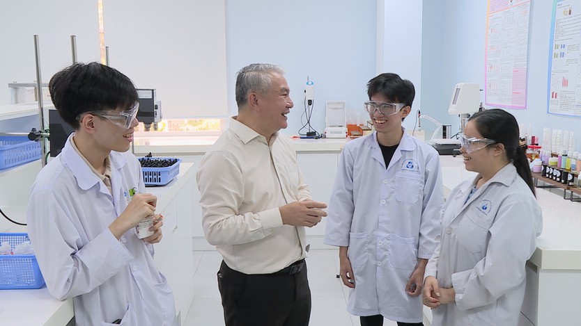 Chính sách học bổng: Đòn bẩy phát triển nguồn nhân lực chất lượng cao - Ảnh 2.