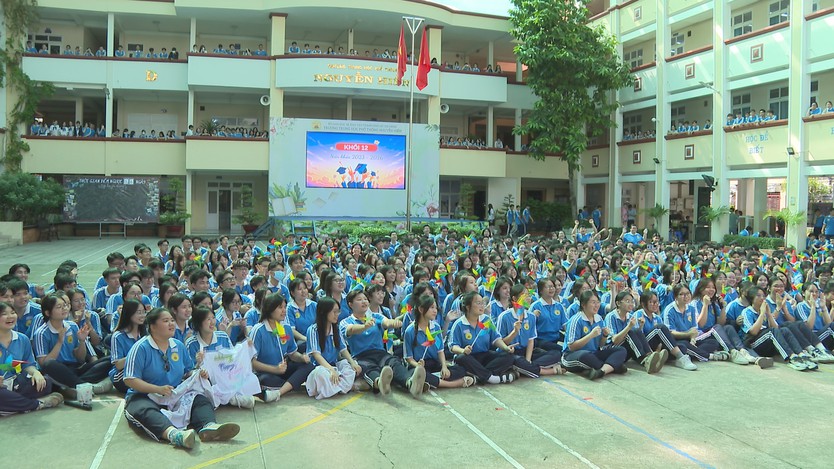 Những mùa tri ân viết tiếp "Thanh xuân" học trò - Ảnh 2.