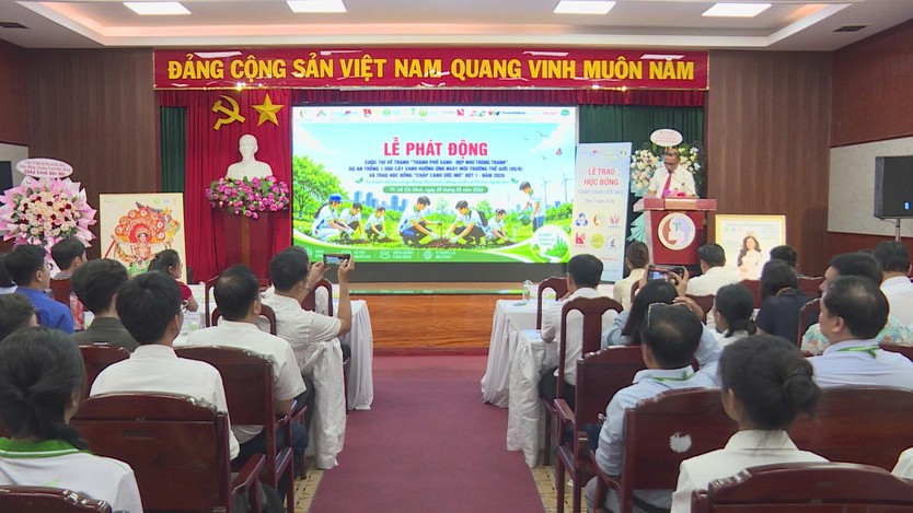 Phát động cuộc thi vẽ tranh kết hợp trồng 1.000 cây xanh bảo vệ môi trường - Ảnh 1.