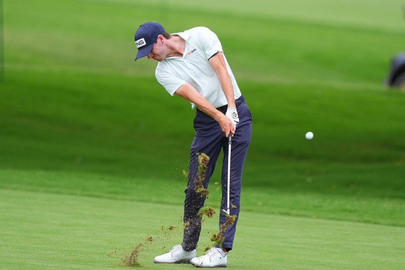 Alex Smalley tiếp tục gây ấn tượng tại Charles Schwab Challenge- Ảnh 1.