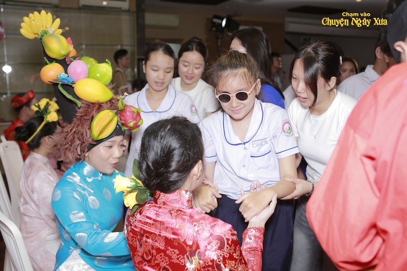 Lần đầu tiên, HTV ra mắt 5 tập “Chuyện Ngày Xưa” phiên bản nâng cấp dành riêng cho các em khiếm thị - Ảnh 16.