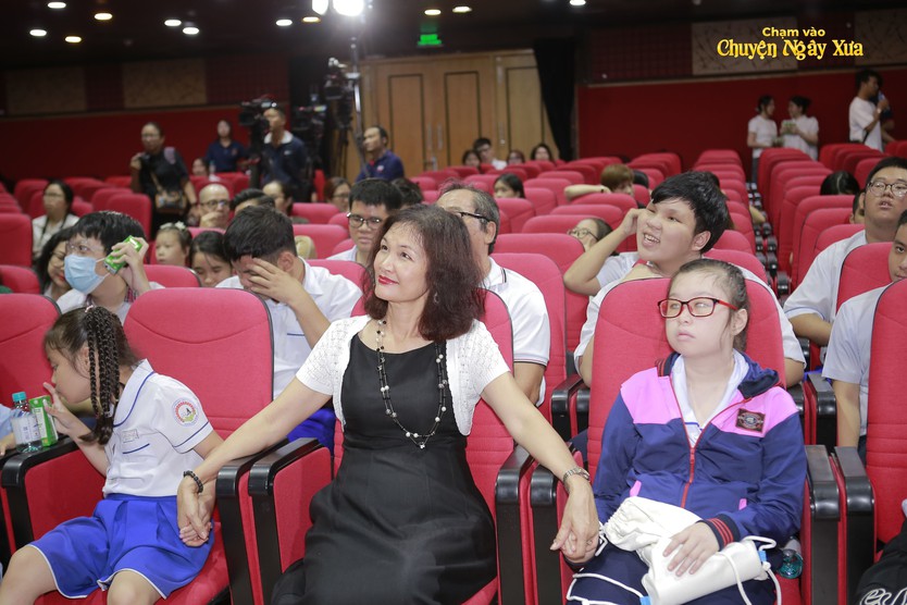 Lần đầu tiên, HTV ra mắt 5 tập “Chuyện Ngày Xưa” phiên bản nâng cấp dành riêng cho các em khiếm thị - Ảnh 22.