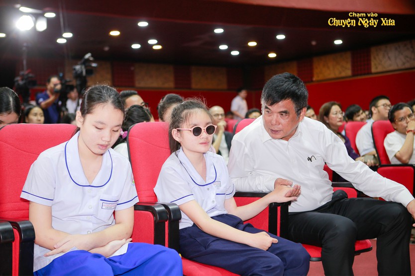 Lần đầu tiên, HTV ra mắt 5 tập “Chuyện Ngày Xưa” phiên bản nâng cấp dành riêng cho các em khiếm thị - Ảnh 24.