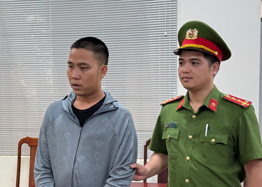 Khởi tố tài xế vượt ẩu tông chết nữ sinh lớp 9 - Ảnh 1.