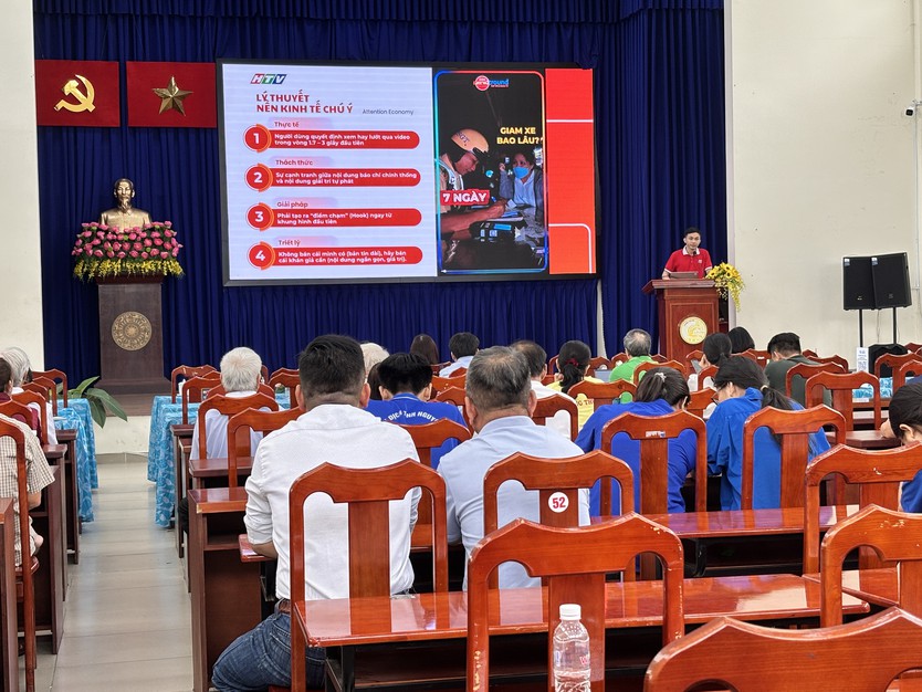 Phường Thủ Đức nâng cao năng lực truyền thông số và ứng dụng A.I. cho đội ngũ cơ sở - Ảnh 5.