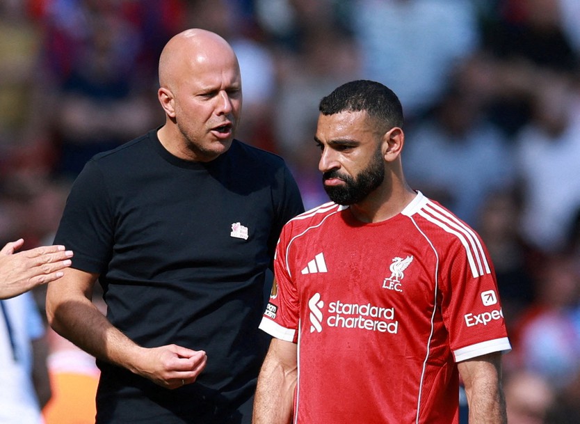Liverpool gây sốc nặng, bất ngờ sa thải HLV Arne Slot: Ứng viên thay thế là ai?- Ảnh 2.