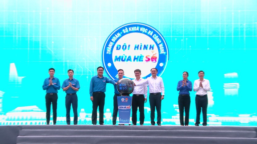 Thời sự HTV ngày 31/5/2026 | TP. Hồ Chí Minh: Hơn 151.000 thí sinh làm thủ tục dự thi tuyển sinh vào lớp 10 công lập - Ảnh 4.