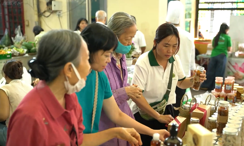 Cùng HTV hành động xanh: Khởi nghiệp xanh - Khi tài nguyên bản địa trở thành lợi thế cạnh tranh - Ảnh 4.