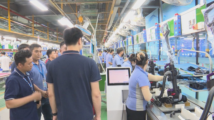 TP. Hồ Chí Minh: Nhiều giải pháp đồng bộ được triển khai nâng cao đời sống công nhân - Ảnh 3.