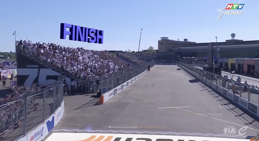 Nico Mueller thắng chặng Formula E đầu tiên - Ảnh 3.