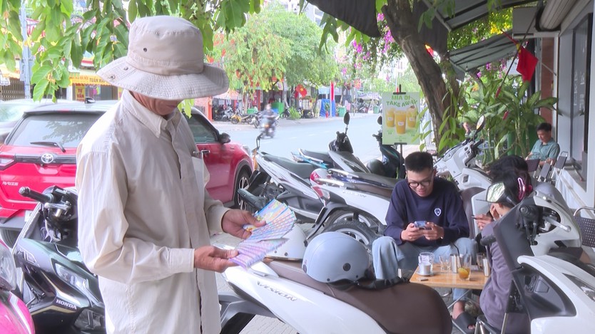 Không để người bán vé số ngoài chính sách an sinh - Ảnh 2.