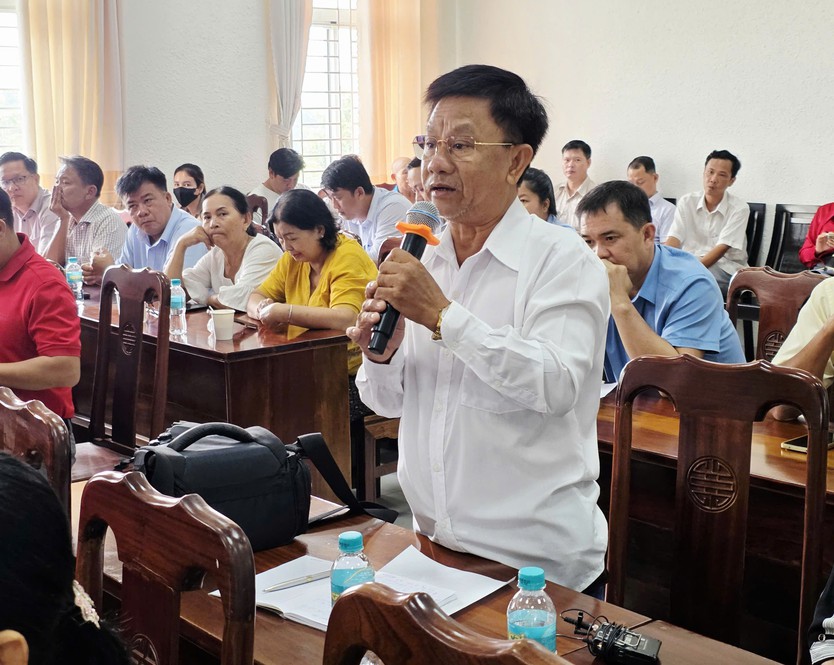 Đại biểu Quốc hội TP. Hồ Chí Minh tiếp xúc cử tri trực tiếp kết hợp trực tuyến- Ảnh 2.