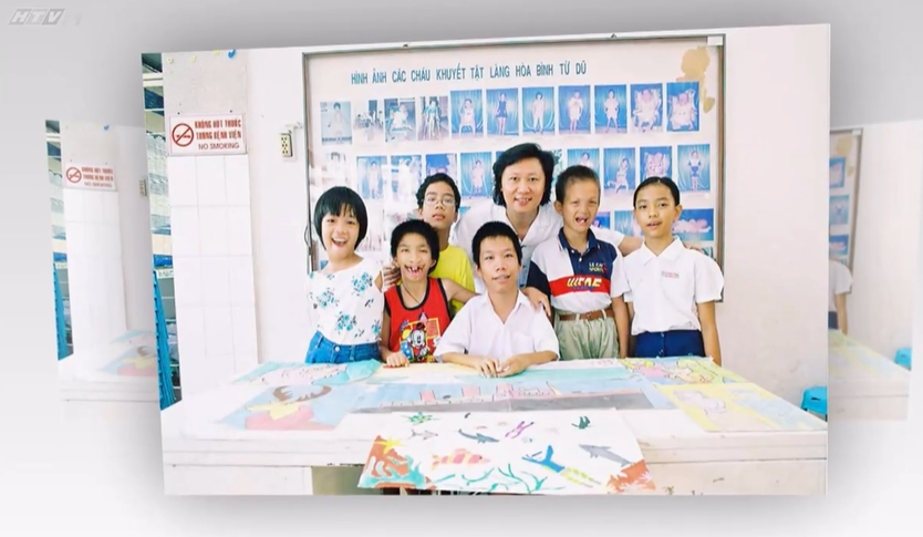 Nét Việt: Nhà thiết kế Sĩ Hoàng - Người giữ hồn áo dài giữa nhịp sống hiện đại- Ảnh 9.