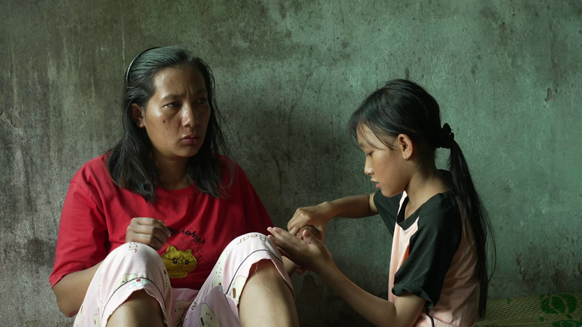 Mái ấm gia đình Việt: Cha mẹ ly hôn, Bích Phương lặng lẽ trưởng thành, chưa từng oán trách  - Ảnh 1.