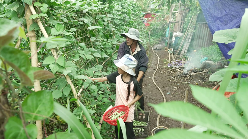 Mái ấm gia đình Việt: Cha mẹ ly hôn, Bích Phương lặng lẽ trưởng thành, chưa từng oán trách  - Ảnh 5.