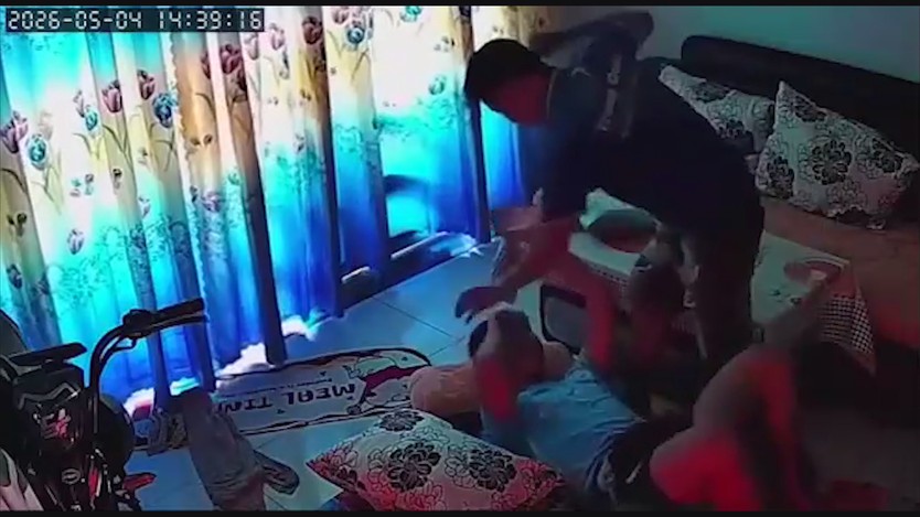 60 Giây ngày 7/5/2026 | Quảng Trị: Triệt phá đường dây lừa đảo phụ nữ trung niên từ Campuchia - Ảnh 2.
