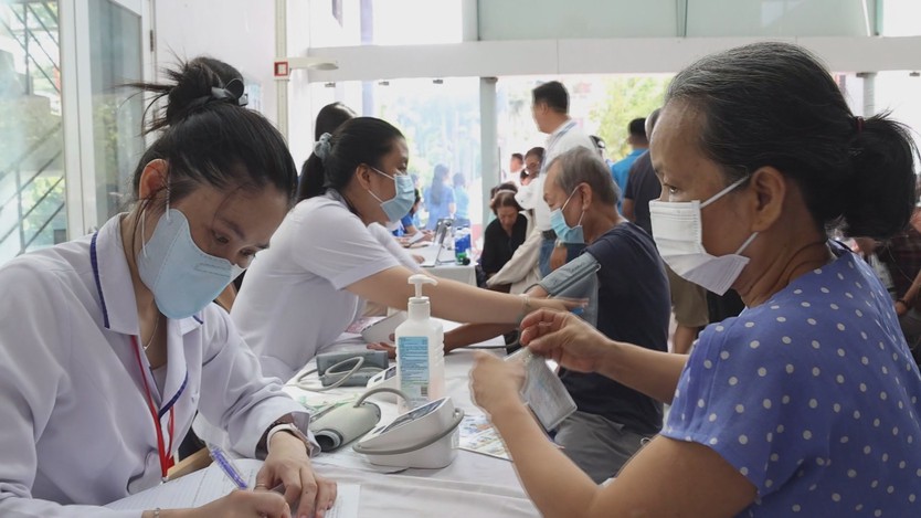 60 Giây ngày 7/5/2026 | Hoàn thành 1.000 phòng học là tiêu chí đánh giá cán bộ năm 2026 - Ảnh 2.