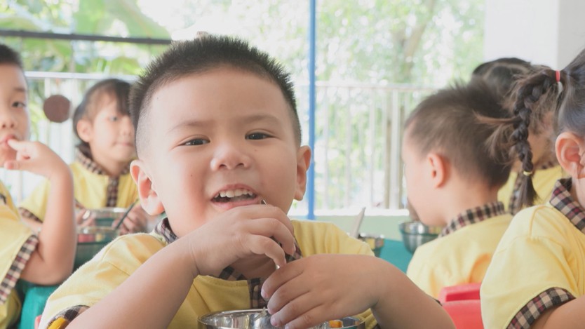 Tăng cường kiểm tra các bếp ăn trường học để bảo vệ sức khỏe học sinh tại TP. Hồ Chí Minh - Ảnh 10.