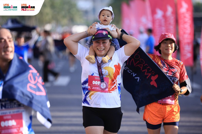 Hơn 90 quốc gia hội tụ tại giải IRONMAN 70.3 tổ chức ở Đà Nẵng - Ảnh 2.