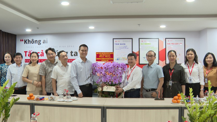 TP. Hồ Chí Minh tri ân các cá nhân, đơn vị đóng góp cho khoa học công nghệ và đổi mới sáng tạo - Ảnh 4.