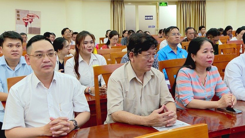 Phường Diên Hồng khai mạc Tháng Công nhân và phát động Tháng hành động về an toàn lao động - Ảnh 3.