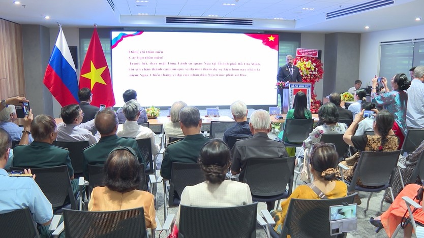 TP. Hồ Chí Minh họp mặt kỷ niệm 81 năm Ngày Chiến thắng chiến tranh vệ quốc vĩ đại - Ảnh 4.