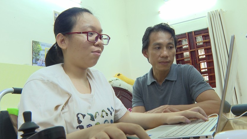Viết tiếp ước mơ cho trẻ em khuyết tật - Ảnh 1.