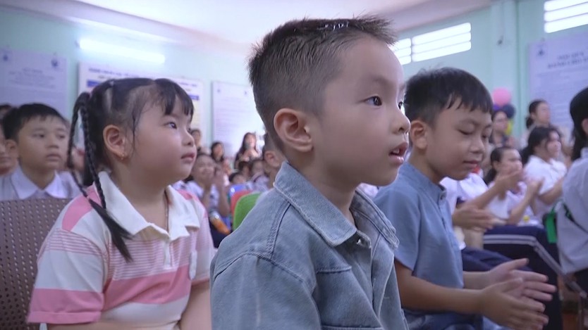 Viết tiếp ước mơ cho trẻ em khuyết tật - Ảnh 4.