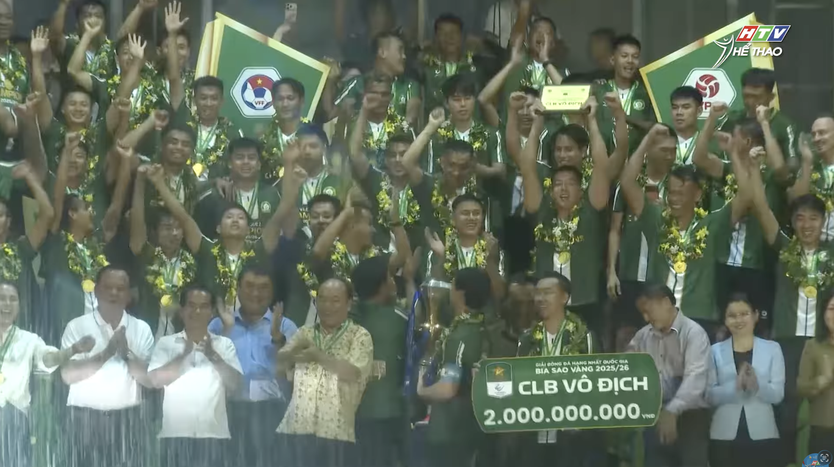 Trường Tươi Đồng Nai lần đầu tiên giành vé thăng hạng V-League - Ảnh 4.