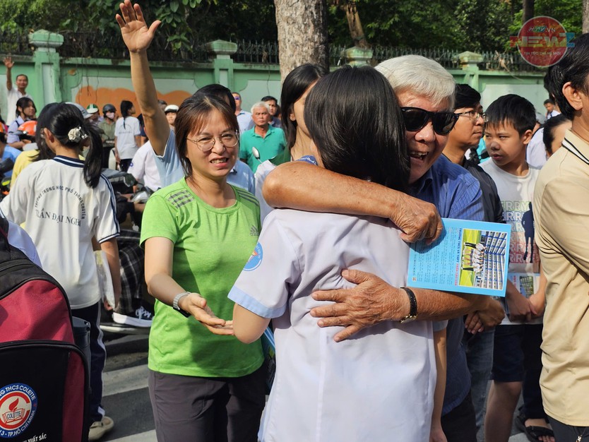 Đề thi tuyển sinh 10 môn tiếng Anh tại TP. Hồ Chí Minh: Bám sát với kiến thức đã học - Ảnh 1.