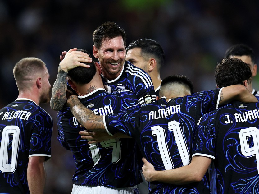 Lý do Messi chỉ ở một mình một phòng tại World Cup, ‘vệ sĩ’ De Paul đi đâu?- Ảnh 1.